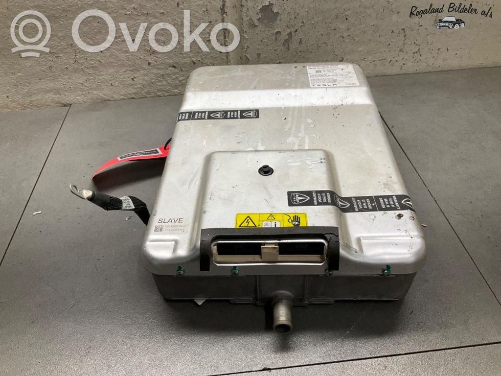 Tesla Model S Caricabatteria (opzionale)