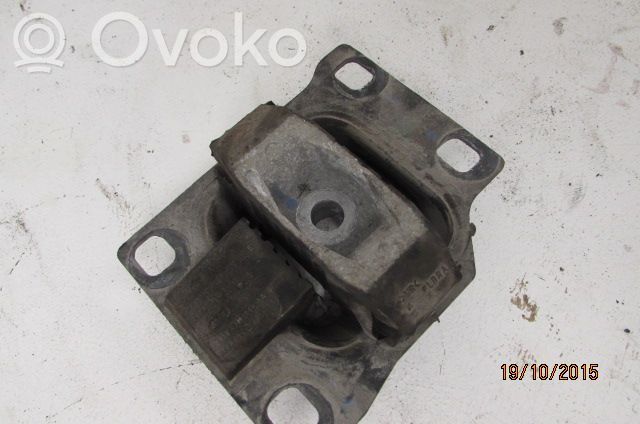 Ford Transit - Tourneo Connect Suport tampon motor
