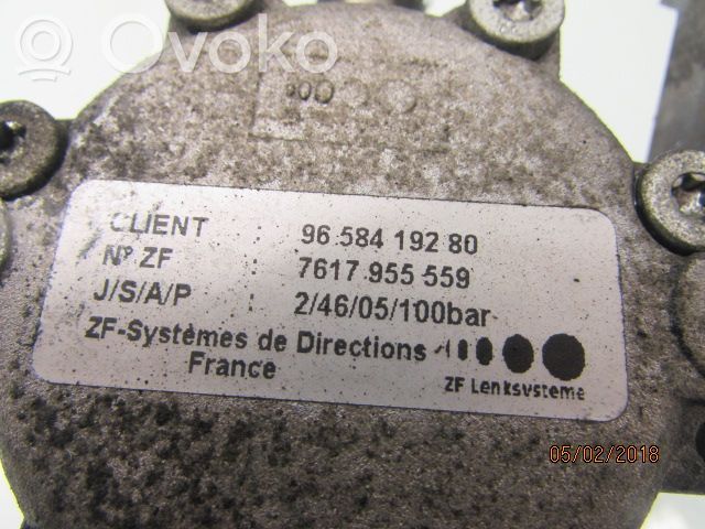Peugeot 407 Power steering pump 