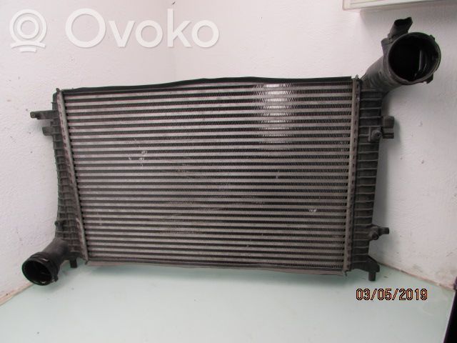 Volkswagen PASSAT B6 Radiatore intercooler
