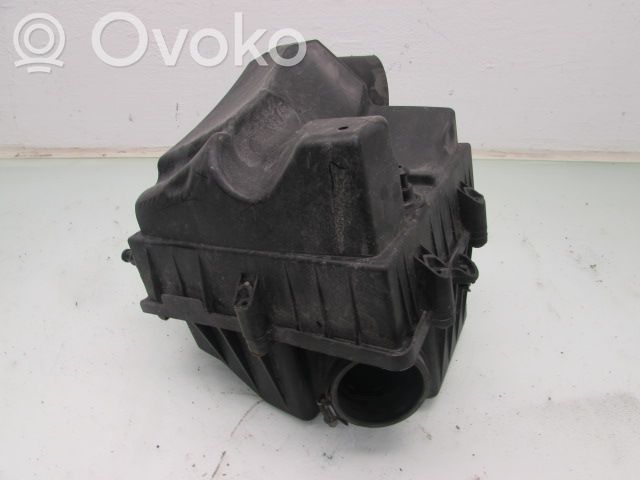 Opel Corsa D Caja del filtro de aire 