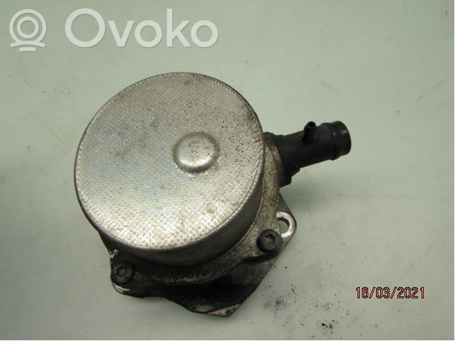 Nissan Qashqai Vacuum pump 