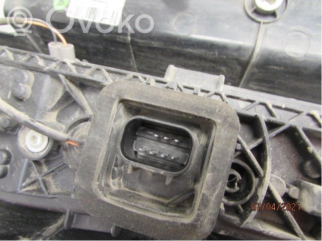 Opel Combo D Luz trasera/de freno 