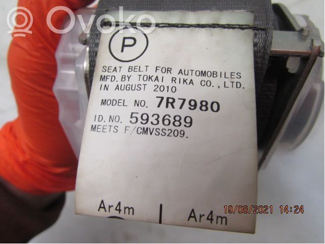 Toyota Prius (XW30) Задний ремень безопасности 