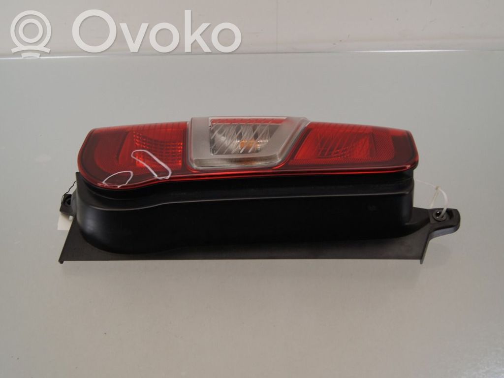 Toyota Proace Luci posteriori 