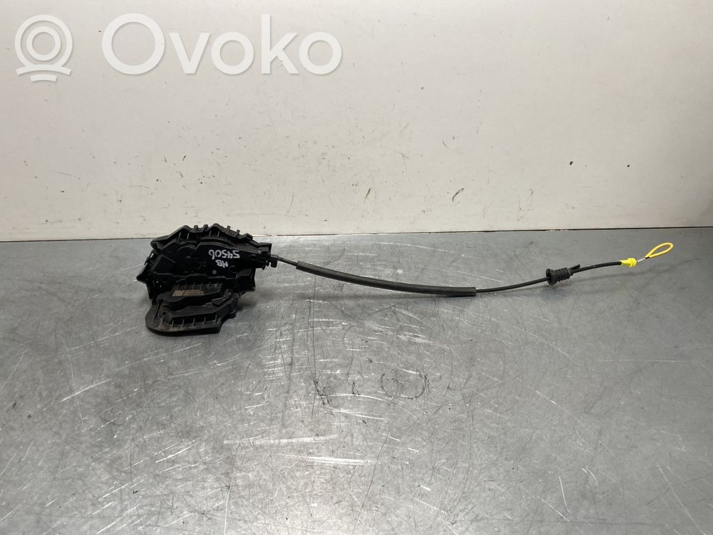 Tesla Model Y Juniper Cerradura de puerta trasera