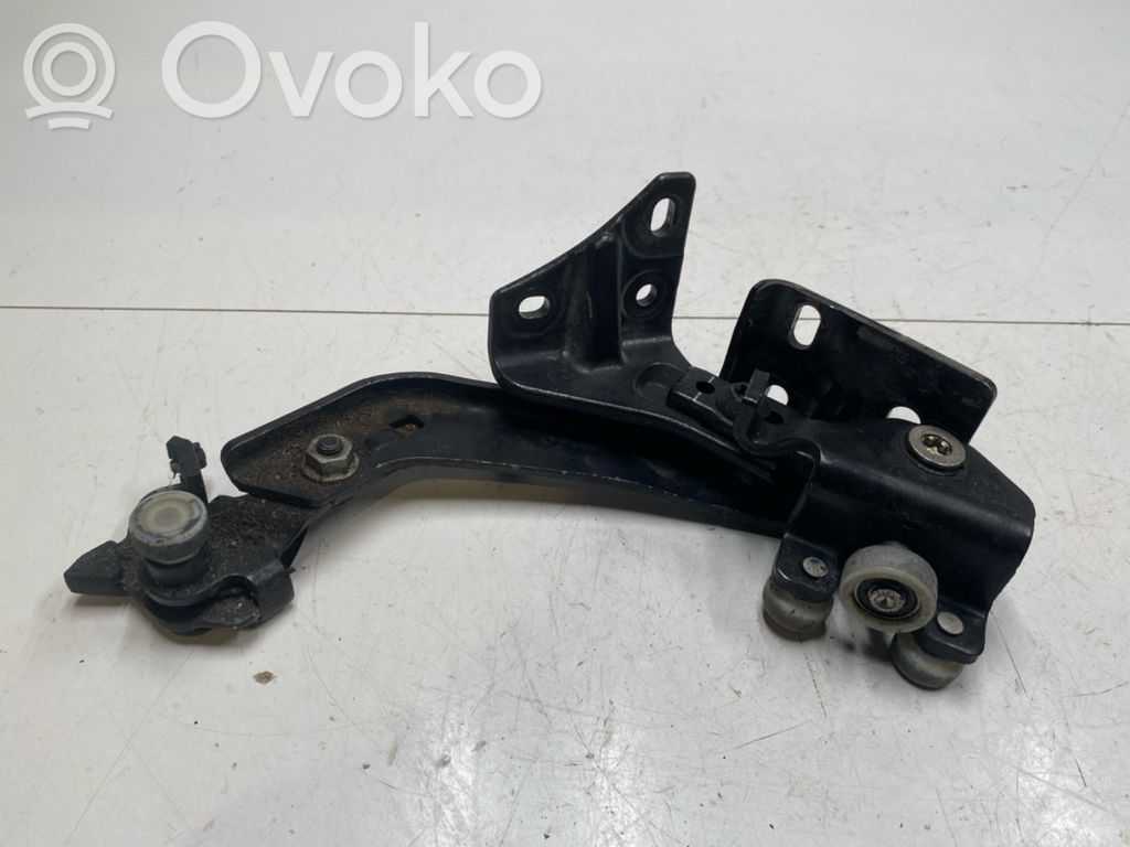 Peugeot Boxer Rear door upper hinge