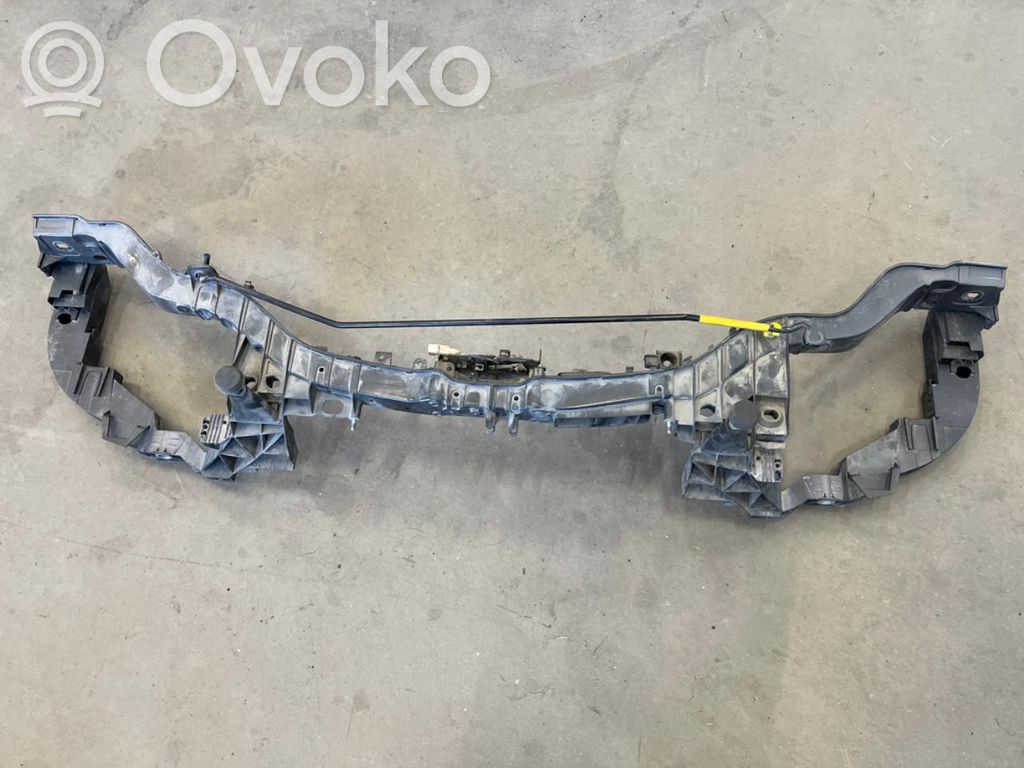 Ford Kuga II Radiatoru panelis