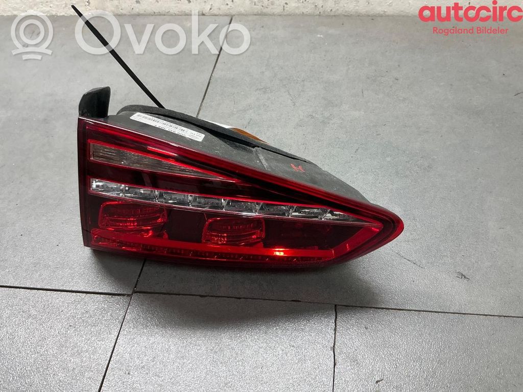 Volkswagen e-Golf Lampa tylna 