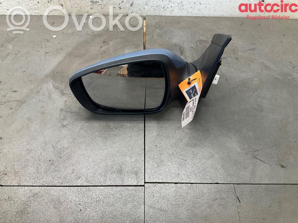 Hyundai i30 Front door electric wing mirror