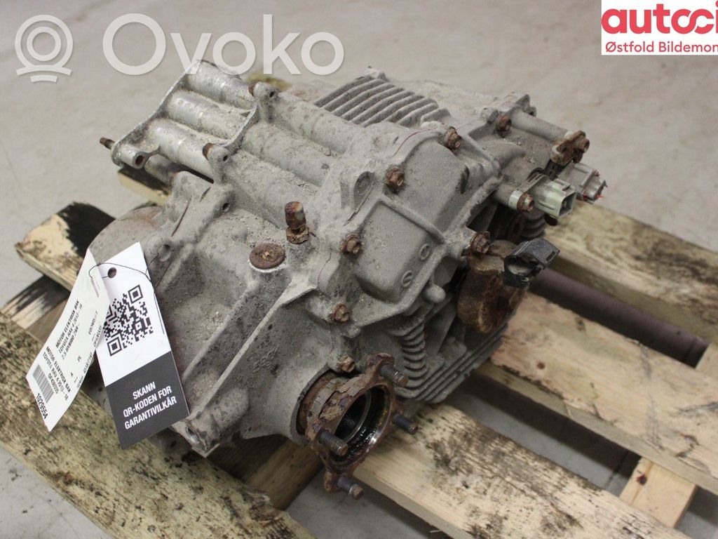 Toyota RAV 4 (XA40) Elektromobilio variklis