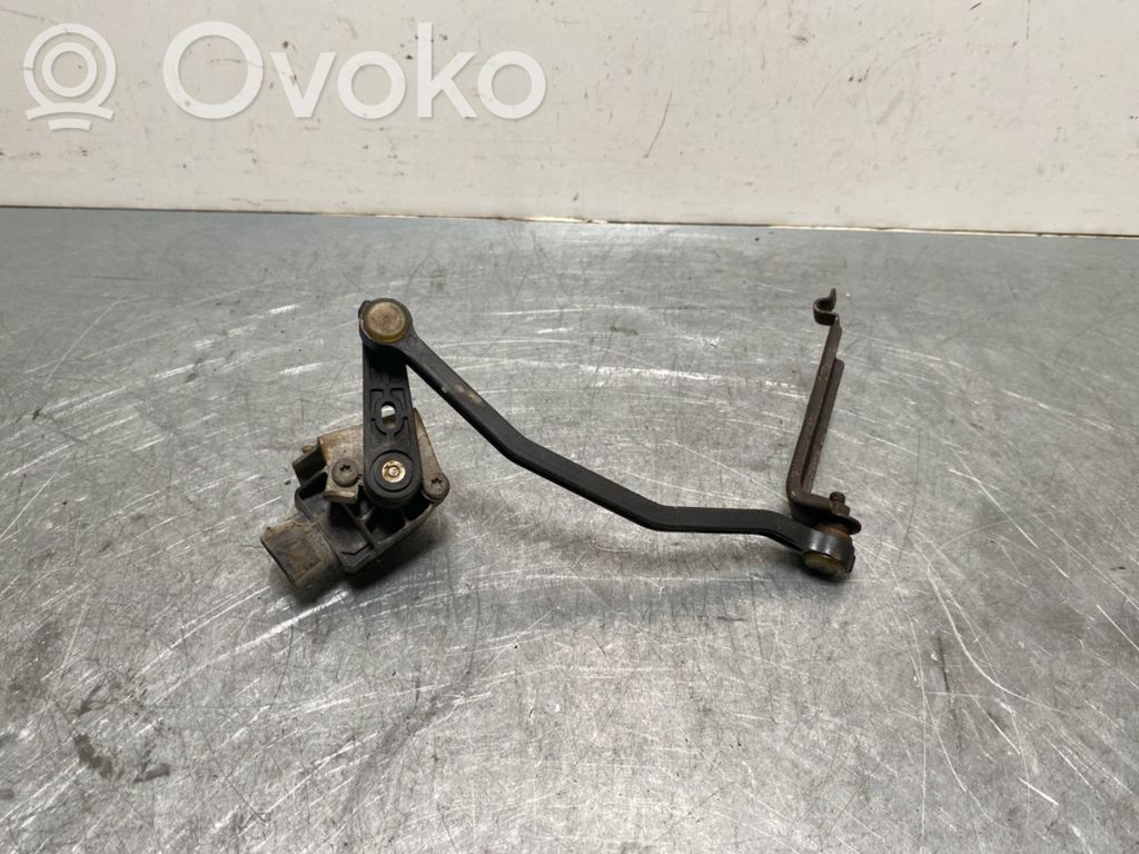 Ford Mondeo MK IV Czujnik poziomu zawieszenia pneumatycznego osi przedniej 