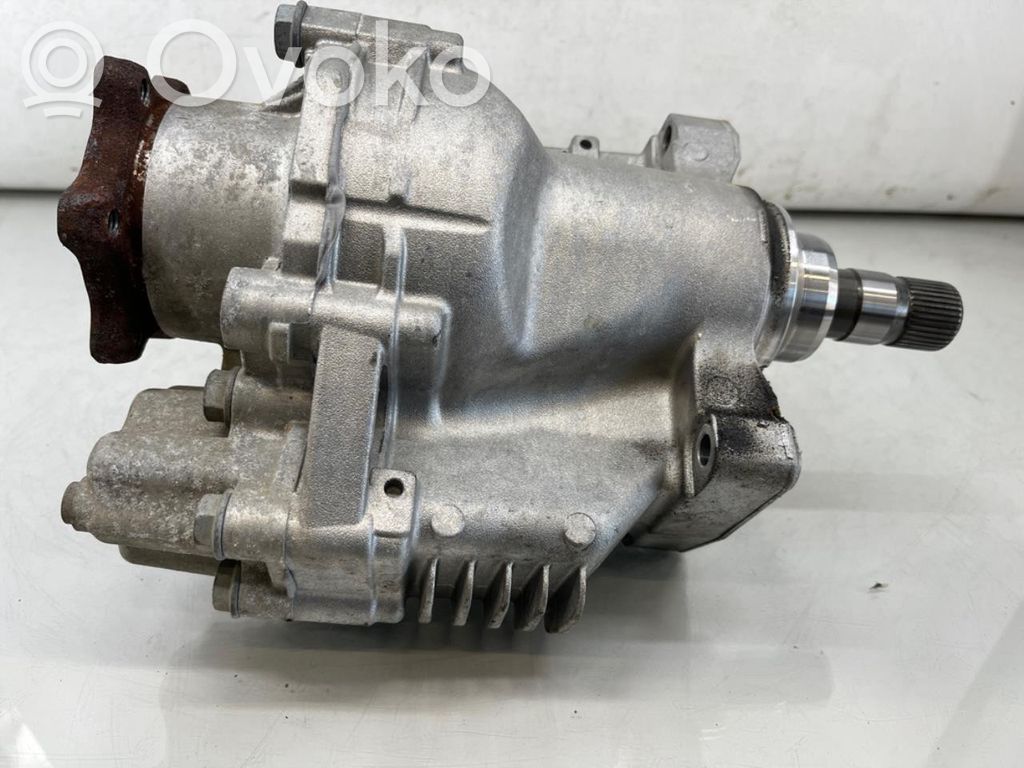 Skoda Octavia Mk4 Pavarų dėžės reduktorius (razdatkė) 