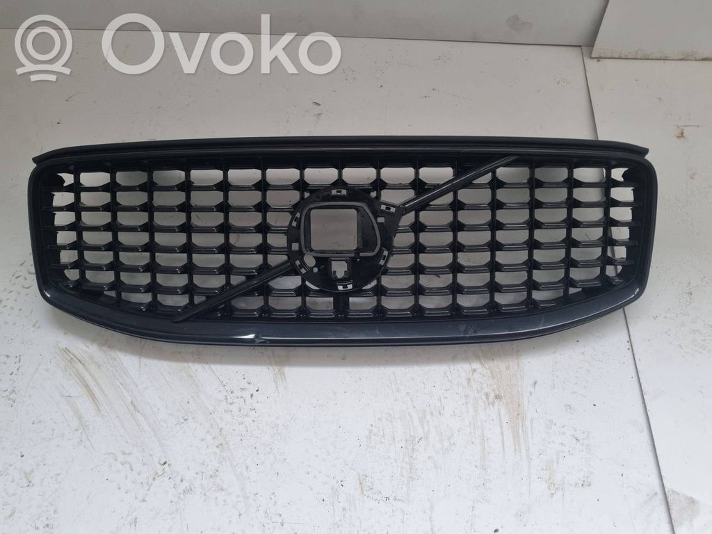 Volvo XC60 Front grill 