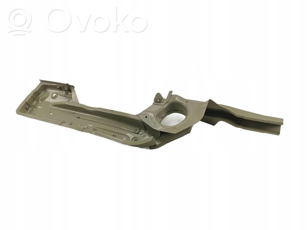 Componente de la parte frontal   5860086G00000,5860086G00000