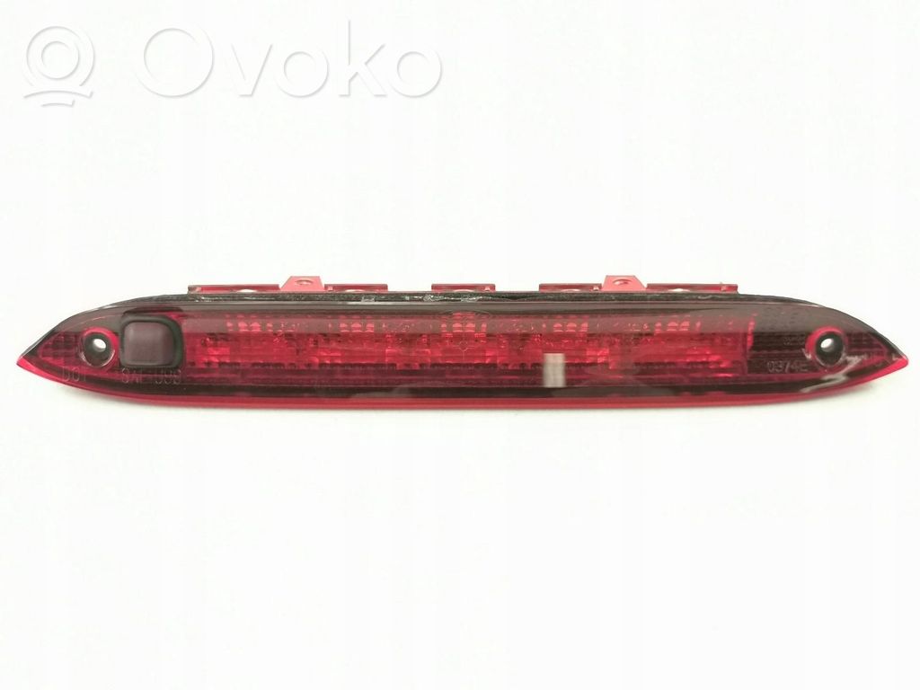 Ford Focus Third/center stoplight 