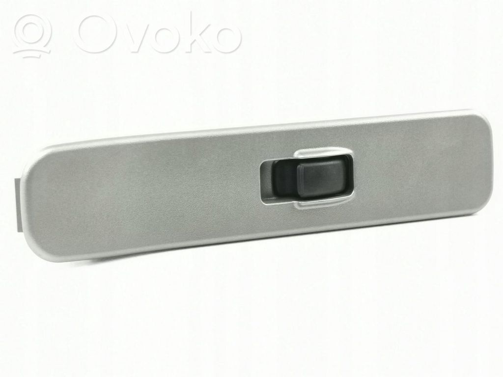 Mitsubishi L200 Logu pacēlāju vadības slēdzis (-dži) 