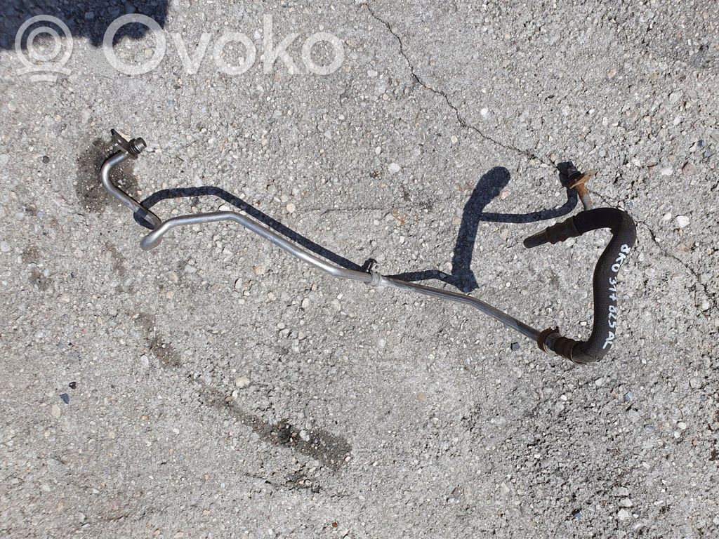 Audi RS5 Vaihdelaatikon öljynjäähdyttimen letku 