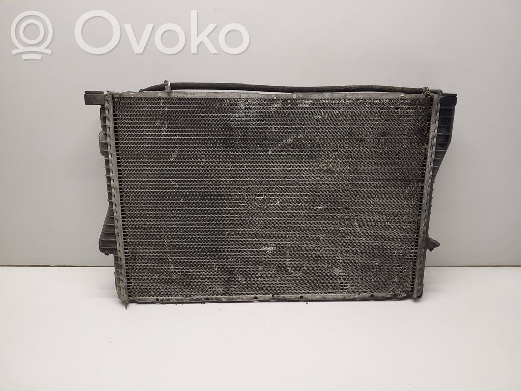 BMW 5 E39 Coolant radiator 