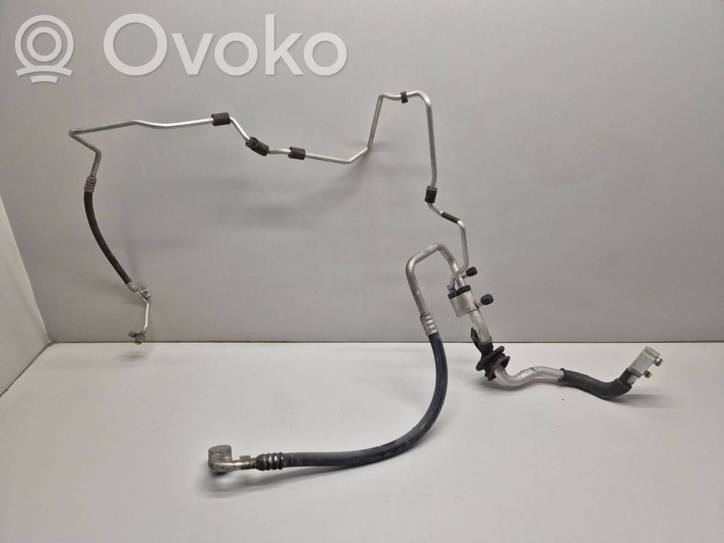 Wąż / Przewód klimatyzacji A/C   8T02607107C,8T0260710G,8K1260712K