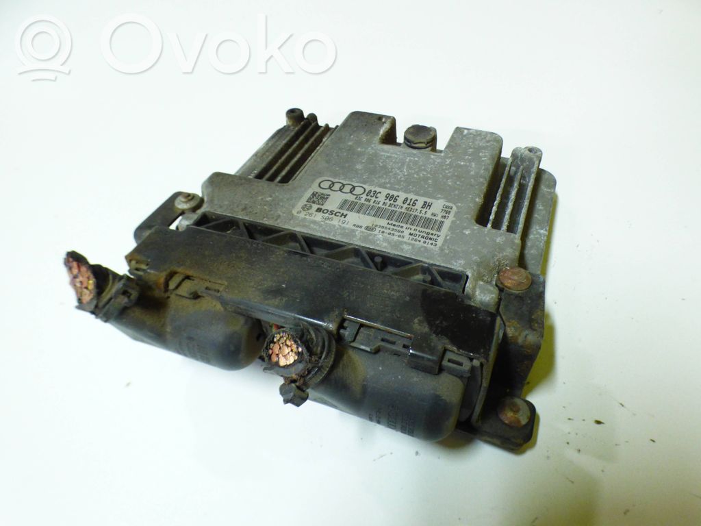 Audi A1 Engine control unit/module 