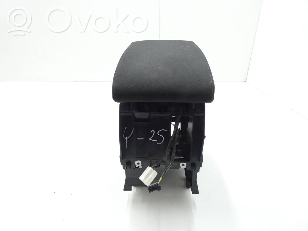 Volkswagen Golf Plus Armrest 