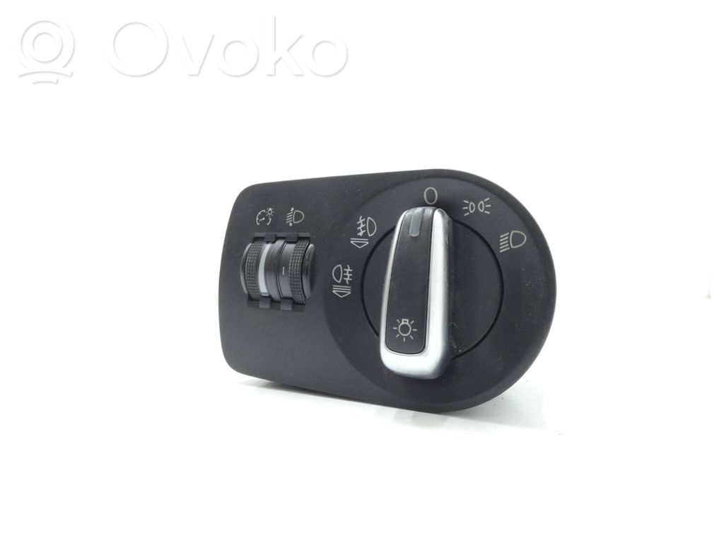 Audi A1 Panel lighting control switch 