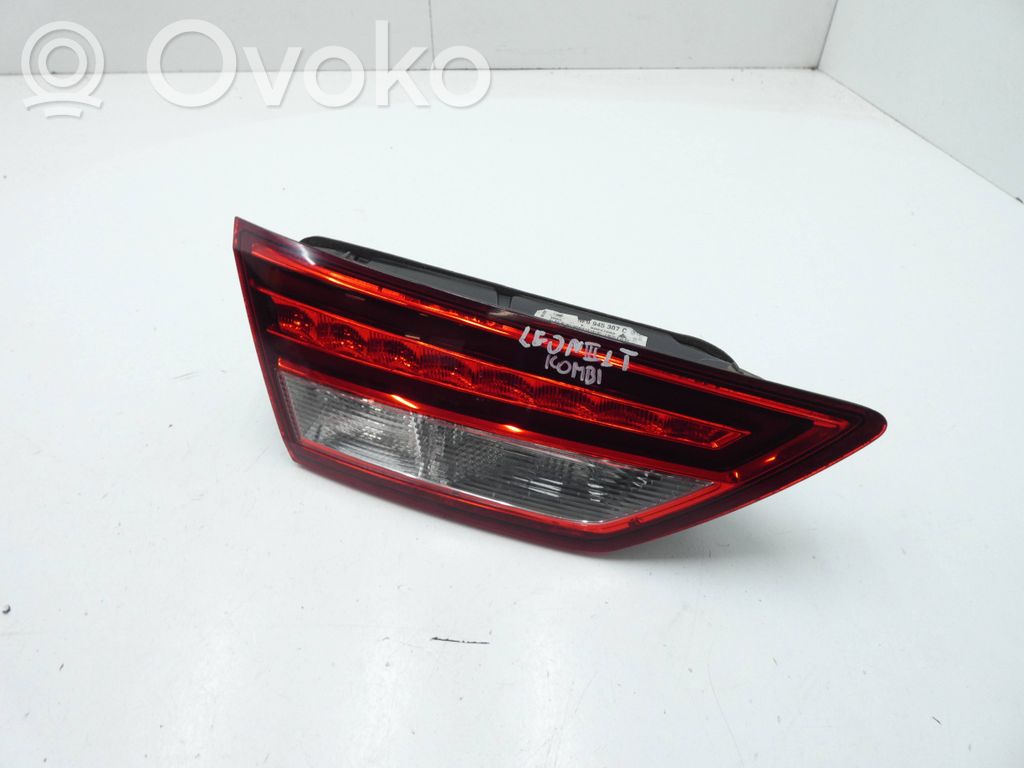 Seat Leon (5F) Tailgate rear/tail lights 