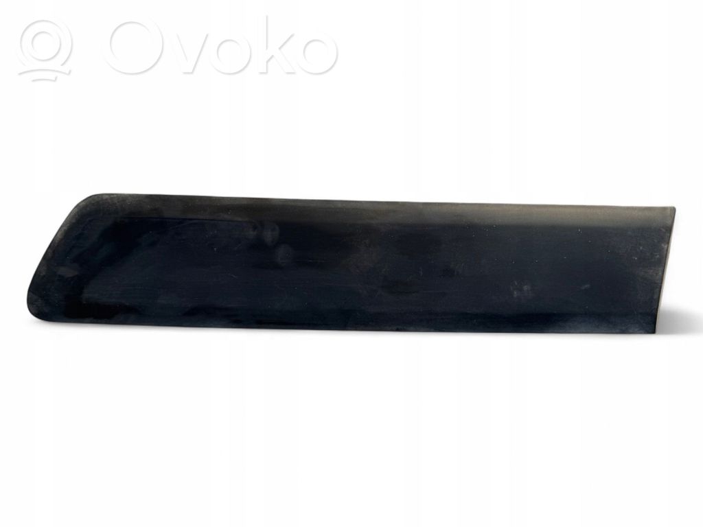 Rear door trim (molding)   9682860177