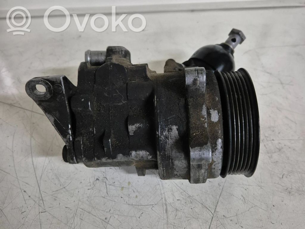 Vairo stiprintuvo siurblys   676530703N,LH2112478