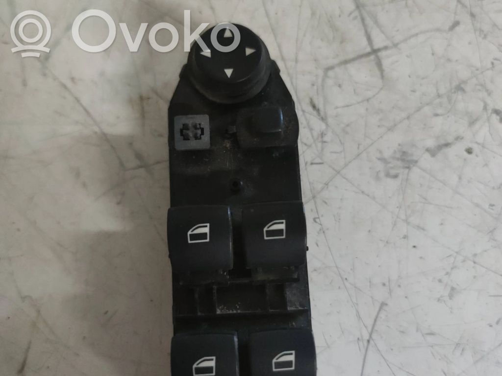 BMW 5 E60 E61 Electric window control switch 