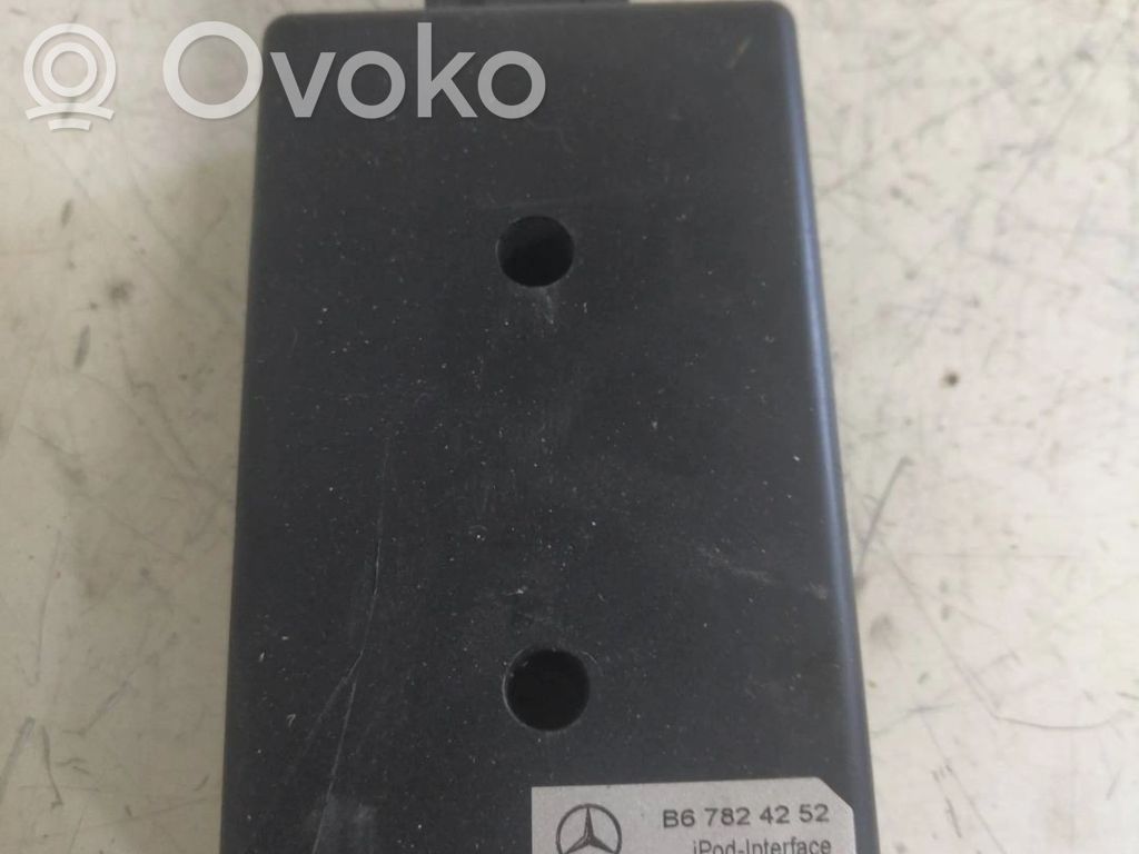 Mercedes-Benz B W245 Tālruņa vadības bloks 