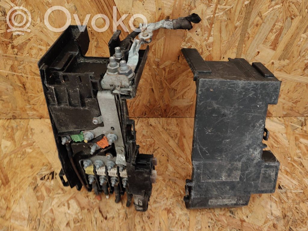 Ramka / Moduł bezpieczników   97993N02,9810872780,017116