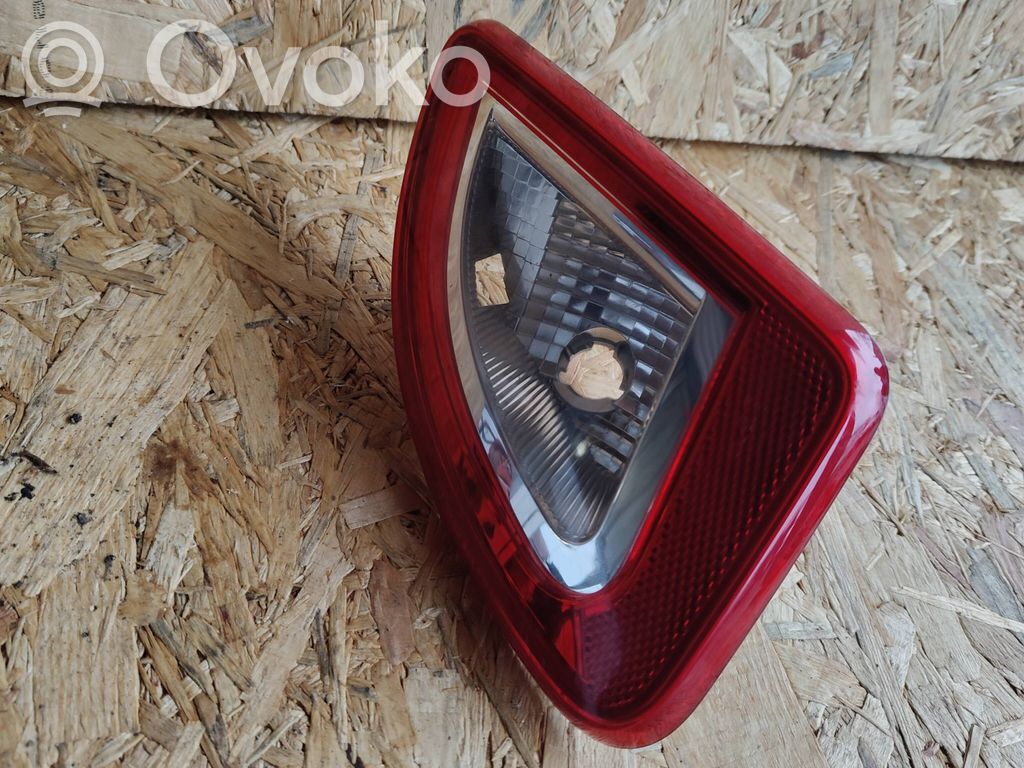 Renault Twingo II Luci posteriori del portellone del bagagliaio 