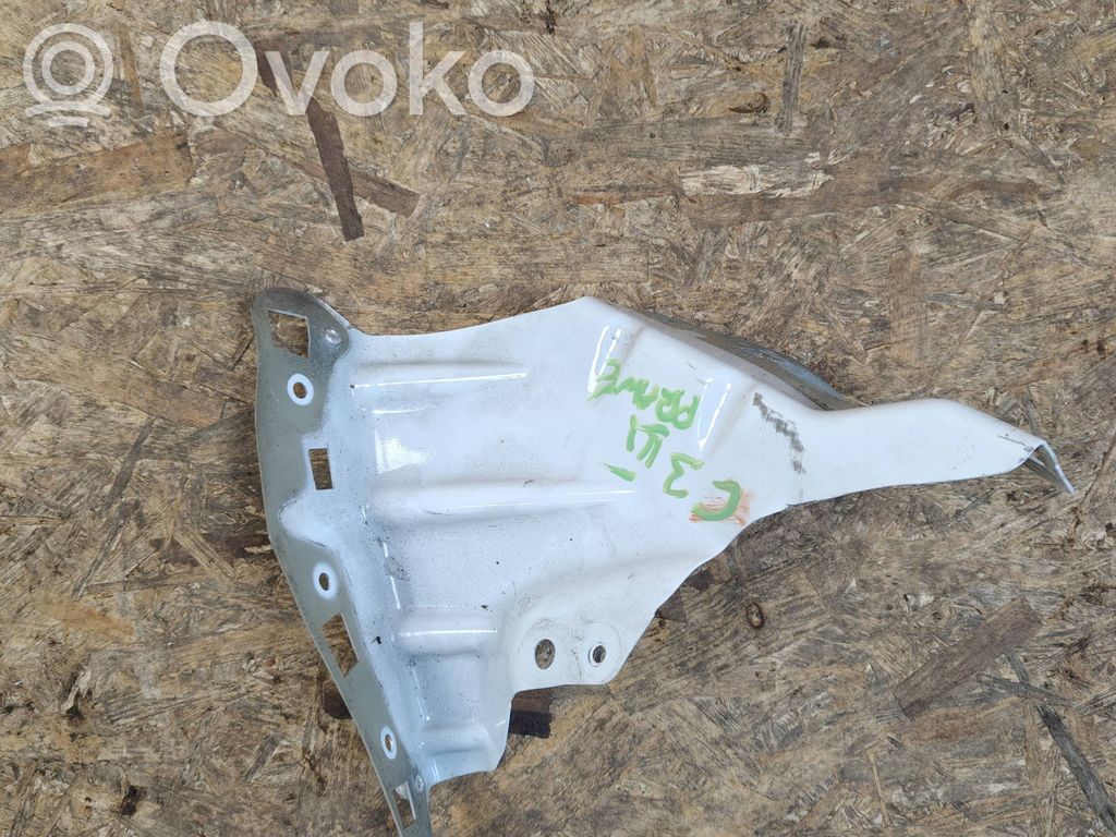 Citroen C3 Fender mounting bracket 