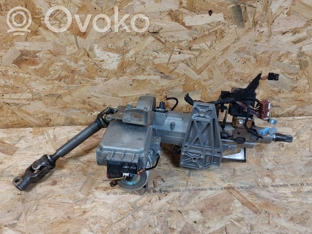Renault Captur Steering wheel axle 