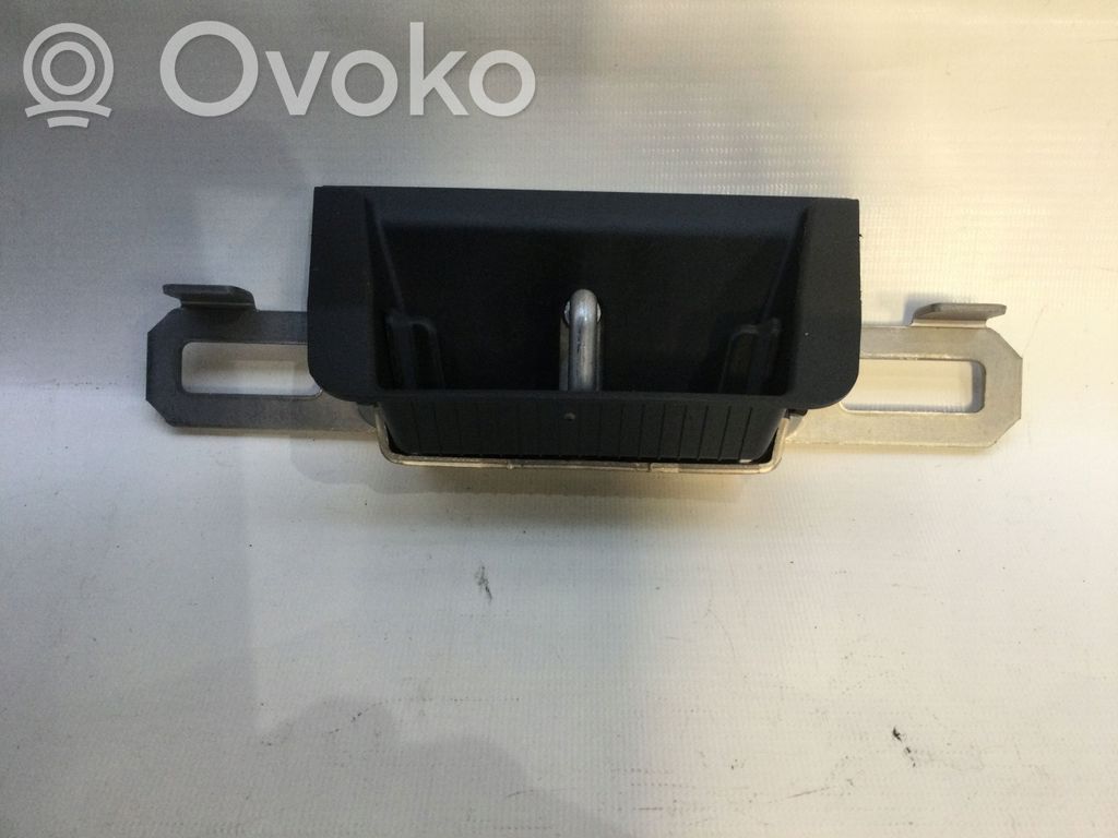 Loading door lock loop/hook striker   39831946,39831946