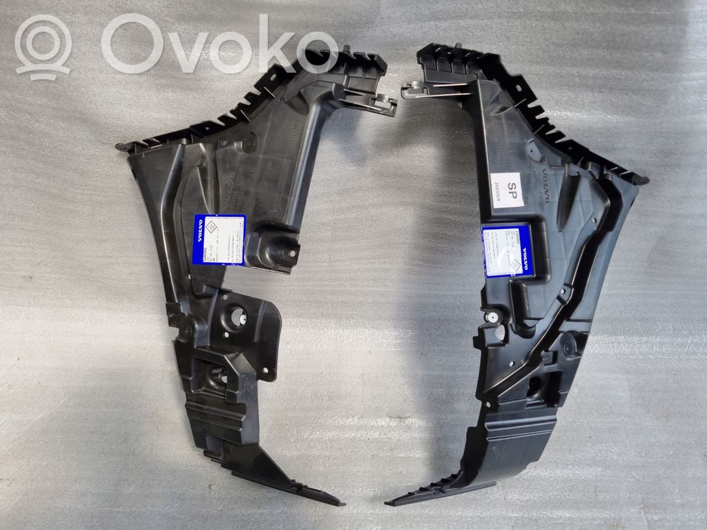 Volvo XC60 Uchwyt / Mocowanie zderzaka tylnego 