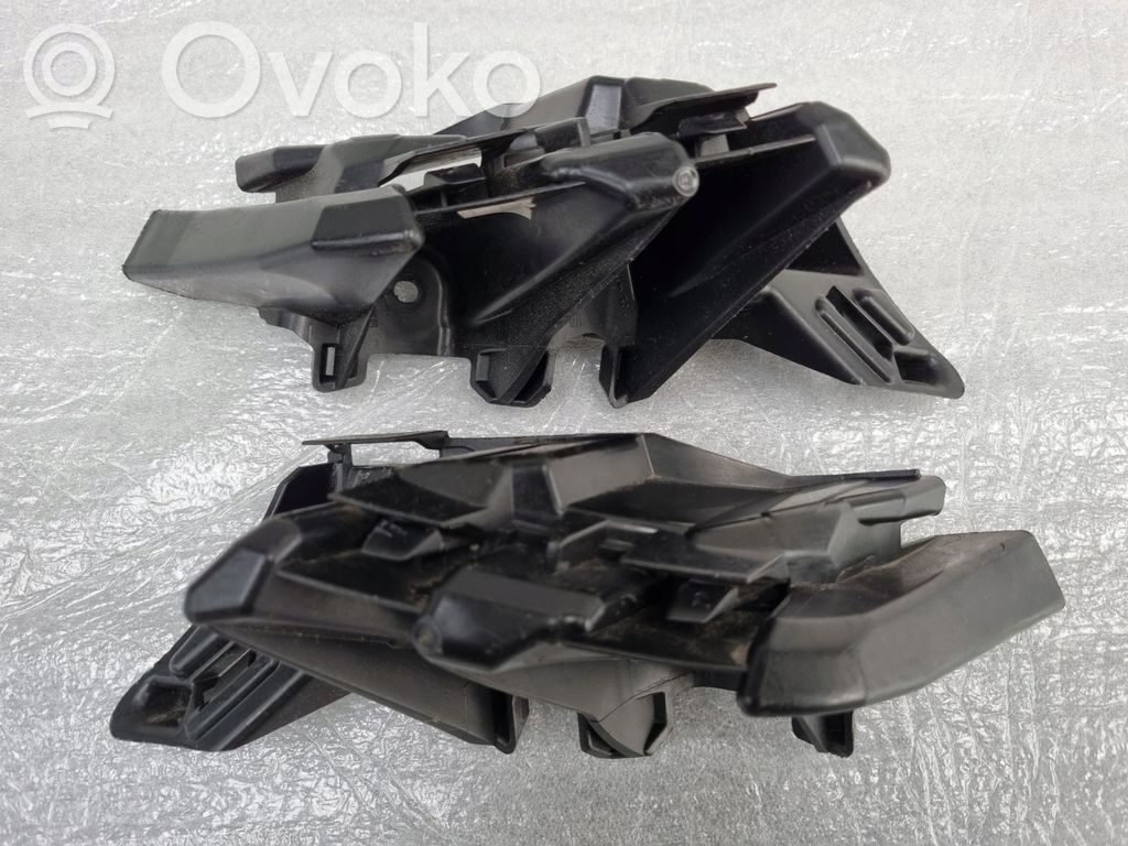 Seat Leon IV Takapuskurin kannake 