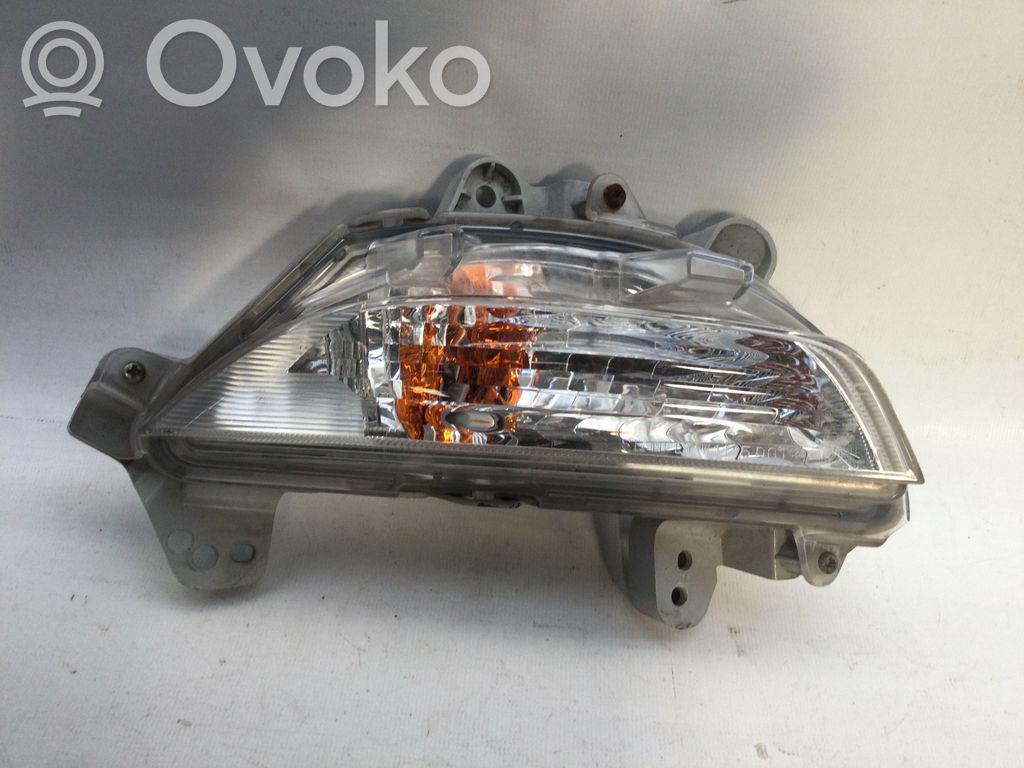 Mazda 3 III Front indicator light 