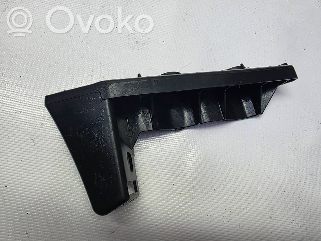 Seat Leon IV Etupuskurin kannake 