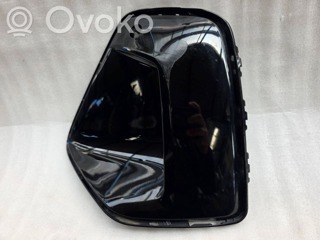 BMW i5 G60 Rejilla inferior del parachoques delantero 