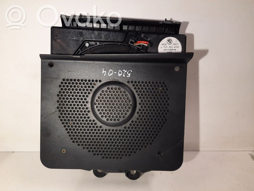 BMW 5 E60 E61 Altavoz subwoofer 