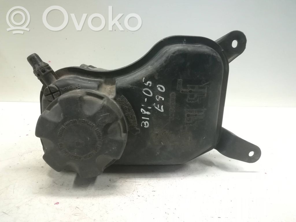 Engine coolant pipe/hose   10617211,7843028