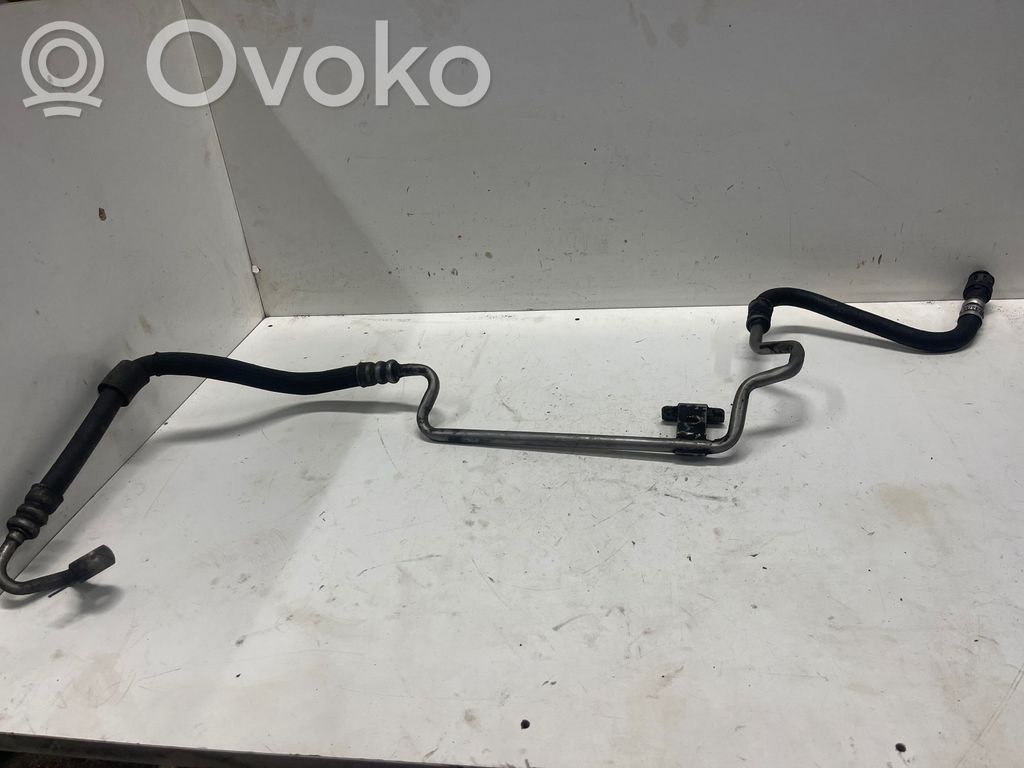 BMW 5 E60 E61 Moottorin vesijäähdytyksen putki/letku 