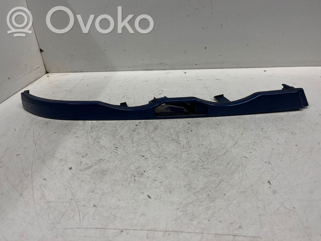 Under headlight/headlamp trim   8227644