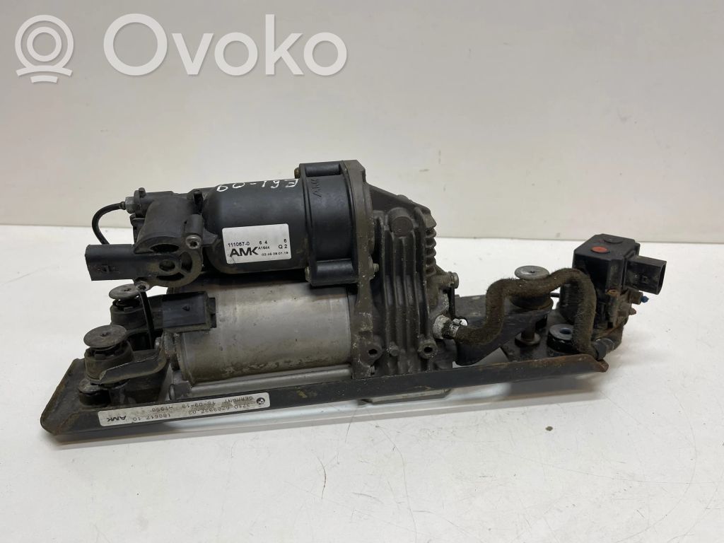 Air suspension compressor/pump   6789937,18861710,A1958