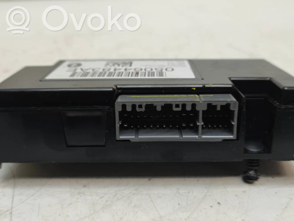 Chrysler Voyager Bluetooth control unit module 