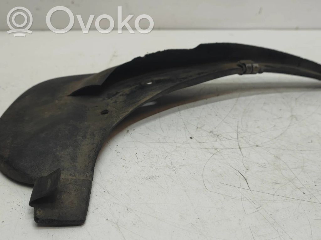 Eturoiskeläppä   8D0075111B,8D0821809A