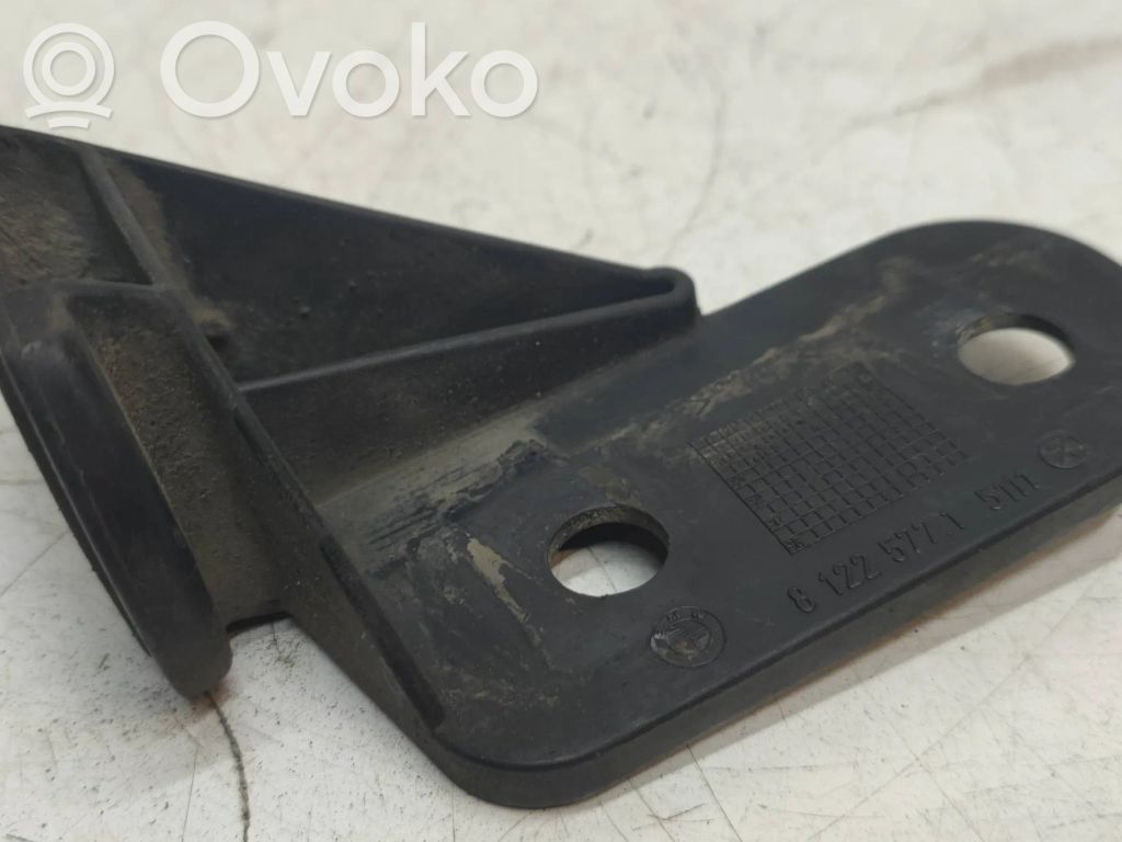 Front bumper mounting bracket   81225771